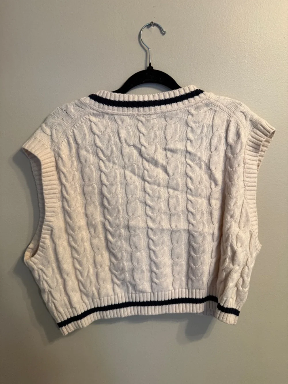 Sunday Best White Cable Knit V-Neck Sweater Vest with Navy Trim - Picture 2 of 2